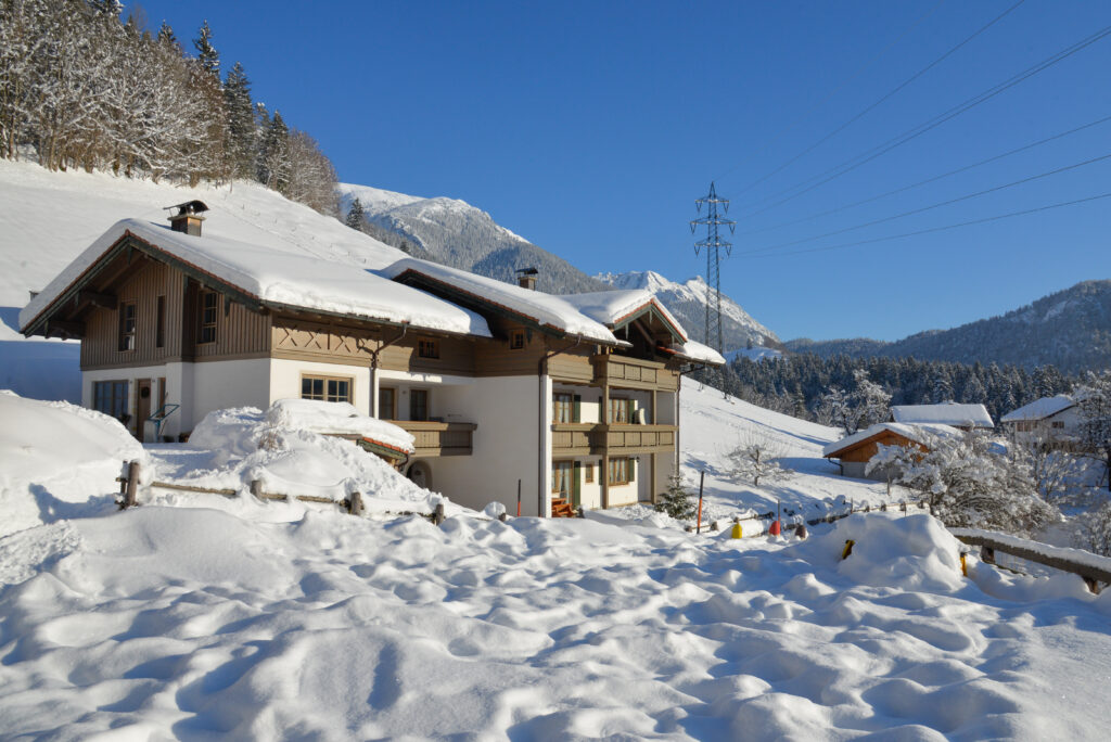 Haus Eicher im Winter